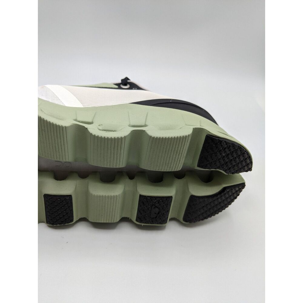 On Women's Cloudstratus Sneakers, White | Black, 8.5 Medium US - Picture 8 of 11